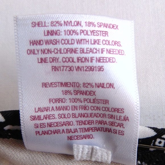 Merona Women's Swimsuit Halter Style Black/White Size Med Nylon/Spandex - Picture 6 of 6